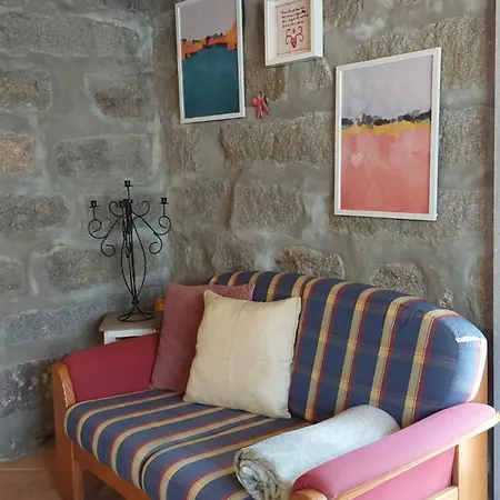 Hétvégi ház Alpendre Guimarães