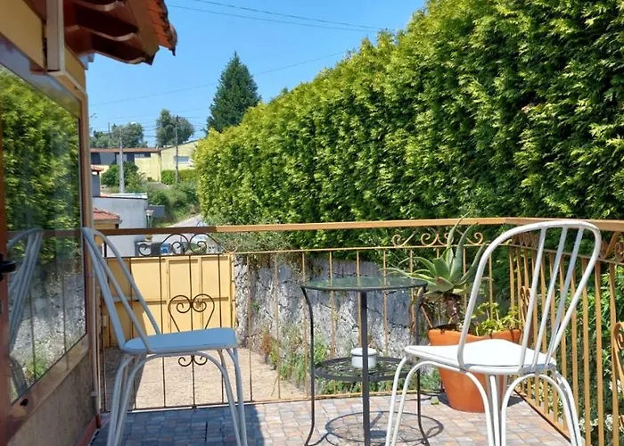 Alpendre Lantställe Guimarães